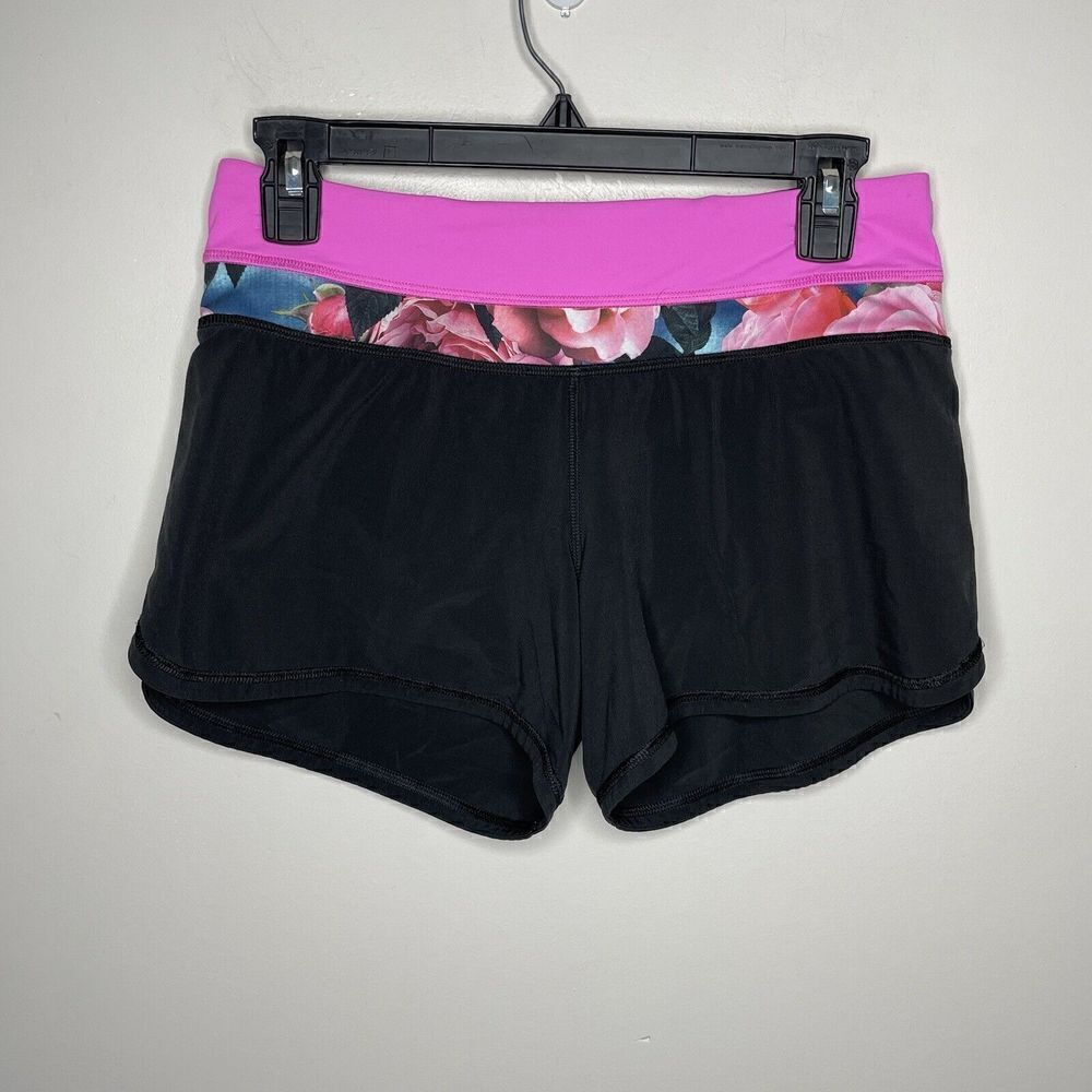 LULULEMON Womens Groovy Run Shorts EUC Black Pink Floral Lined Stretch Sz 4